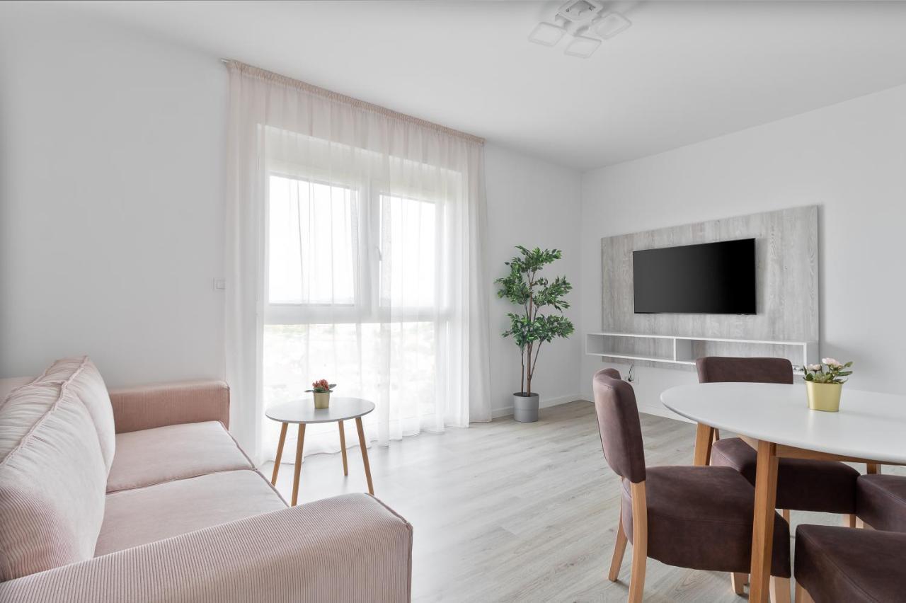 Apartmán Grand Hill Flats Oradea Exteriér fotografie