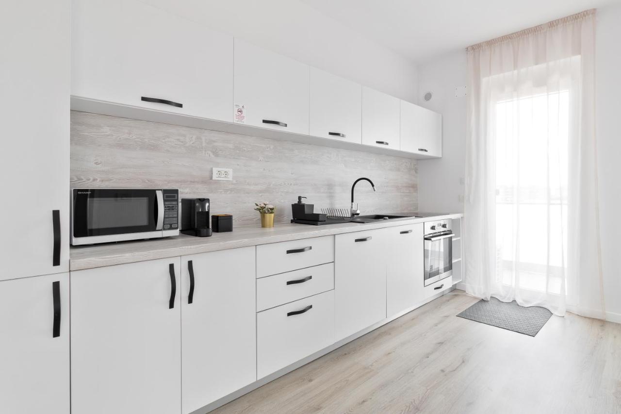 Apartmán Grand Hill Flats Oradea Exteriér fotografie