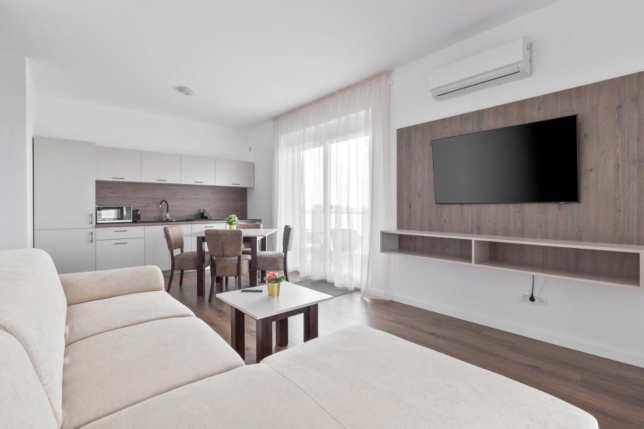 Apartmán Grand Hill Flats Oradea Exteriér fotografie