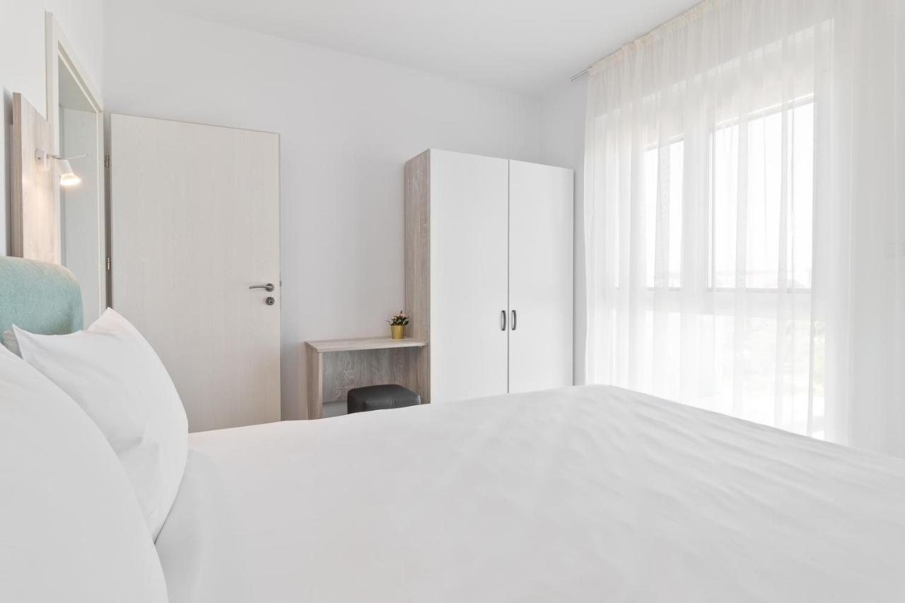 Apartmán Grand Hill Flats Oradea Exteriér fotografie