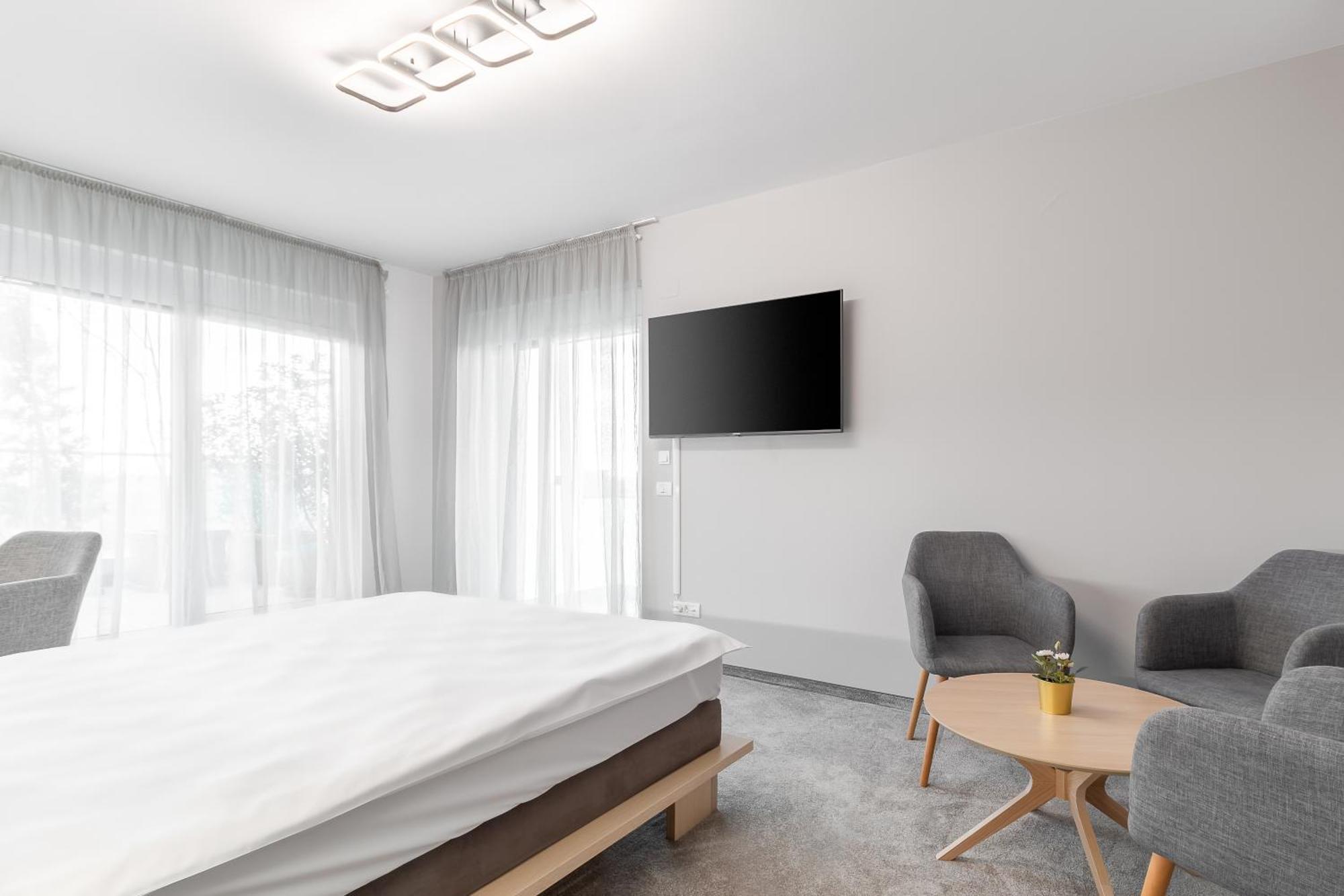 Apartmán Grand Hill Flats Oradea Exteriér fotografie