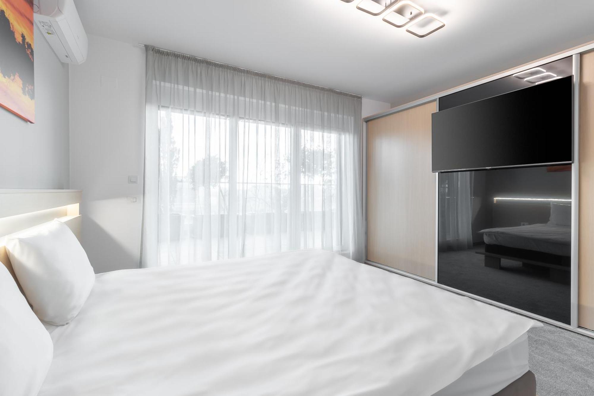 Apartmán Grand Hill Flats Oradea Exteriér fotografie